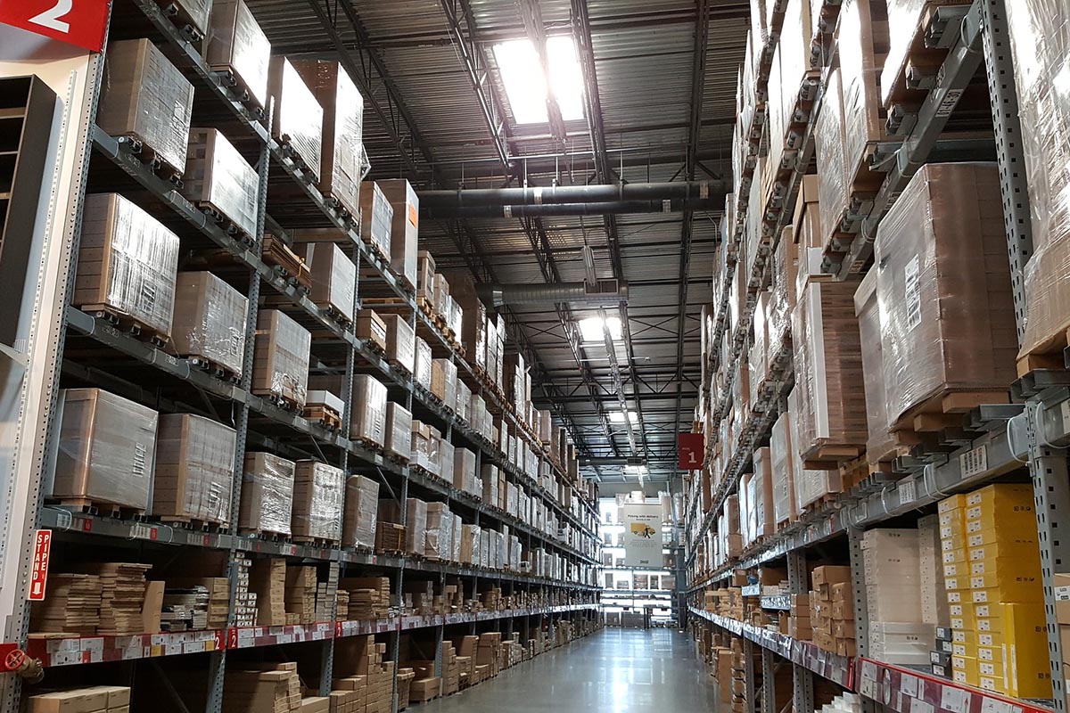 Benchmarks of Success: Assessing the Best Warehouse Facilities